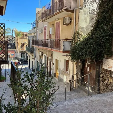 Scalinata Del Nespolo