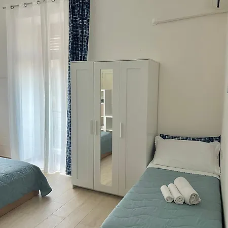 Scalinata Del Nespolo * Aci Trezza