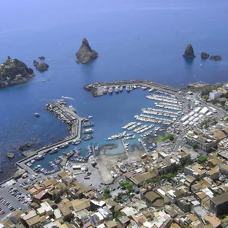 Scalinata Del Nespolo 度假居 *