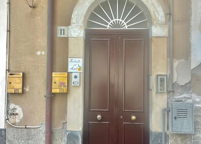Scalinata Del Nespolo *
